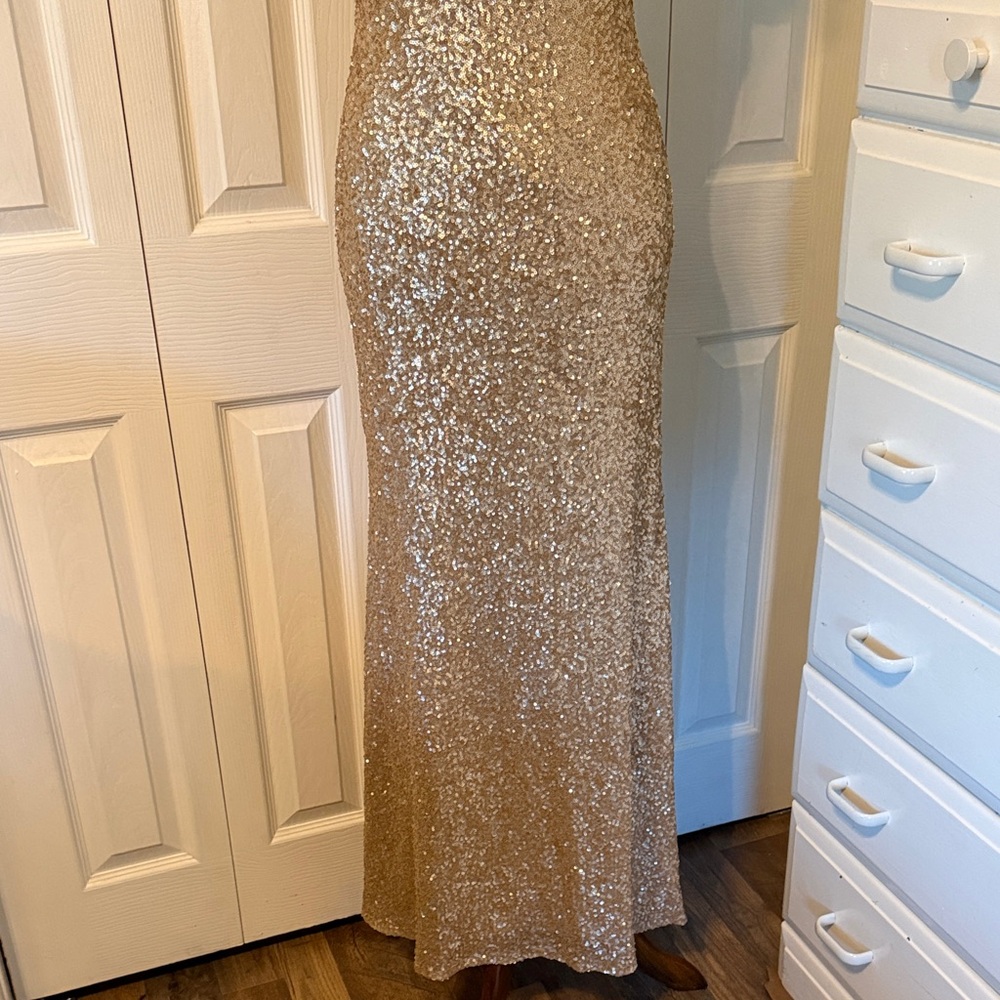 SORELLA VITA Gold Sequin Cap-Sleeve Maxi Gown Sz 10 - Picture 4 of 10
